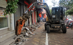 "Dân ủng hộ dẹp vỉa hè dù ảnh hưởng tới thu nhập nhiều người"