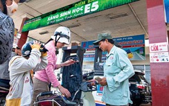 Đề xuất giảm giá bán xăng sinh học E5 để hút khách