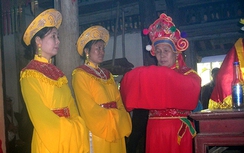 Lý giải “cậu ấm nối dõi” và thói “độc quyền thờ cúng”