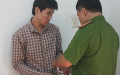 Giả danh cảnh sát sử dụng ma túy đá trong nhà nghỉ