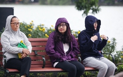 Dự báo thời tiết ngày 4/1: Bắc Bộ khô hanh, Nam Bộ mưa dông