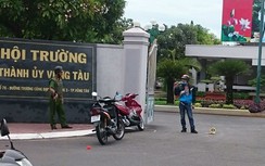 Ném "bom xăng", tấn công bảo vệ hội trường Thành ủy Vũng Tàu