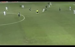 Xem Pirlo 'làm xiếc' với trái bóng