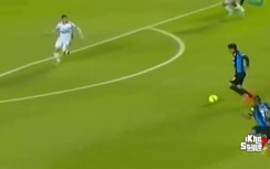 Ronaldinho tái hiện 'tuyệt kỹ' thời đỉnh cao