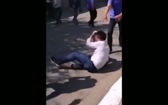 Bảo vệ bệnh viện Quảng Ngãi ngang nhiên đánh người