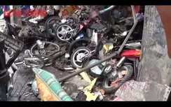 Clip: Hiện trường vụ ôtô đâm sập nhà dân, 2 người chết