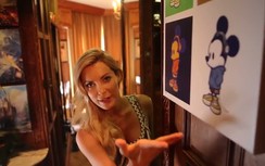 Khám phá dinh thự Playboy của ông trùm Hugh Hefner