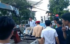 Nghệ An: Bắt vụ vận chuyển gỗ lậu trên sông tuyến sông Hiếu