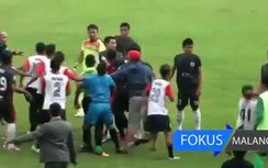 Hỗn chiến kinh hoàng ở Cúp Quốc gia Malaysia