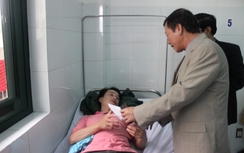 Đà Nẵng: Lật xe chở công nhân, 16 người nhập viện