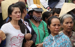 Đẫm nước mắt ngày đưa tiễn 9 học sinh đuối nước