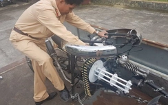 Tạm giữ xe máy khủng gắn súng đại liên náo loạn Đà Nẵng