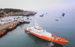 Tàu chở 3.000 tấn gạo đâm tàu cá, thuyền viên rơi xuống biển