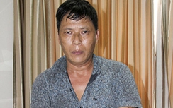 Bắt giữ đối tượng vận chuyển 10 bánh heroin trên chiếc Toyota Hilux