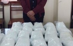 Nổ súng vây bắt 3 đối tượng vận chuyển 20 kg ma túy đá