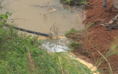 Rò rỉ hồ chứa nước thải tại nhà máy hóa chất Đức Giang