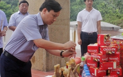 Ngành GTVT 6 tỉnh miền núi phía Bắc dâng hương tại khu di tích