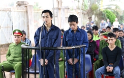 Hai thanh niên ném đá xe khách lĩnh 14 năm tù