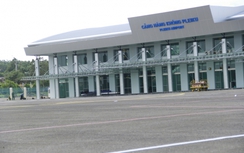 Đánh nhân viên sân bay vì bạn gái trễ giờ