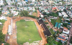 Quảng Ngãi làm mới sân vận động tỉnh