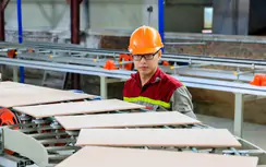 Gạch ốp lát Ấn Độ đổ bộ, doanh nghiệp Việt âu lo