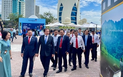 Khánh Hòa: Khai mạc Triển lãm ảnh “Không gian giới thiệu du lịch qua những thước phim”