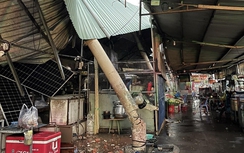 Bình Dương: Mưa lớn sập chợ và một phụ nữ bị nước cuốn mất tích