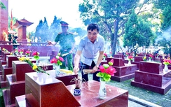 Bình Xuyên (Vĩnh Phúc): Thắp hương tri ân tại Nghĩa trang liệt sỹ chiến dịch Trần Hưng Đạo