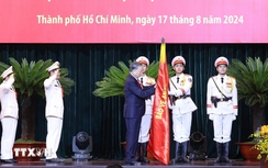 Trao tặng danh hiệu Anh hùng Lực lượng vũ trang cho Công an TP Hồ Chí Minh