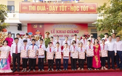 Hà Đông (Hà Nội): Những hình ảnh ấn tượng trong Lễ khai giảng năm học mới tại trường THCS Phú Lương