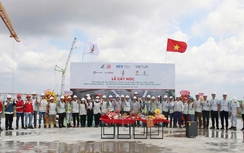 CC1 cất nóc Gói thầu 5.10 - công trình nhà ga hành khách Sân bay Long Thành