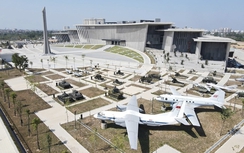 Nhớ về một thời lịch sử hào hùng trong Bảo tàng Lịch sử Quân sự Việt Nam