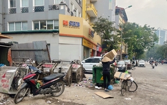 Hà Nội: Bãi vật liệu xây dựng và rác thải gây ô nhiễm, ảnh hưởng nghiêm trọng đến khu dân cư