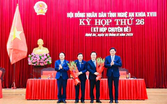 Đồng chí Lê Hồng Vinh được bầu giữ chức Chủ tịch UBND tỉnh Nghệ An