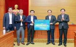 Vĩnh Phúc: Tập đoàn Dầu khí Việt Nam trao tặng 1,1 tỷ đồng hỗ trợ công tác an sinh xã hội