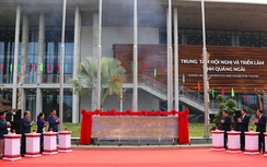 Quảng Ngãi gắn biển công trình chào mừng Đại hội Đảng