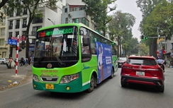 Hà Nội thúc đẩy chuyển đổi phương tiện năng lượng xanh giảm ô nhiễm môi trường