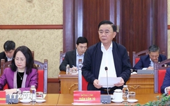 Bám sát thực tiễn để triển khai bảo đảm tiến độ công tác tổ chức Đại hội XIV