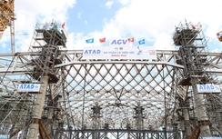 Hoàn thành nâng hệ kết cấu thép mái trung tâm nhà ga sân bay Long Thành