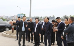 Deputy Minister Nguyen Van Sinh: Bac Giang should pay special attention to achieving the goal of developing social housing