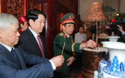 Chủ tịch nước Lương Cường dâng hương tưởng niệm các Vua Hùng