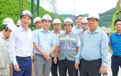Bộ trưởng Trần Hồng Minh thị sát nhiều tuyến cao tốc khu vực miền Trung – Tây Nguyên