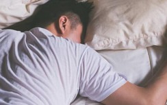 Nếu thấy 3 triệu chứng này, cẩn thận bị đột quỵ tim khi ngủ