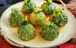 Cách làm cải thảo bọc thịt viên hình túi tiền vừa ngon vừa kéo may mắn đầu năm về nhà