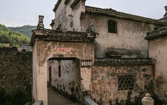 Ngôi làng cổ 800 năm tuổi, nơi người già vẫn giữ lối sinh hoạt hàng trăm năm trước