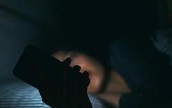 Liên tục thức khuya chơi game, 3 nữ sinh bị suy buồng trứng, có thể vô sinh