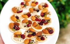 Đổi gió khay mứt Tết với bánh đồng tiền ngũ hạt, vừa ngon vừa bổ dưỡng