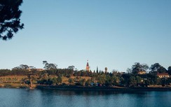 Khung cảnh mơ màng ở thành phố không có đèn giao thông tại Việt Nam