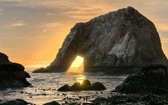 Hòn đảo nổi tiếng với tảng đá khổng lồ hình con voi