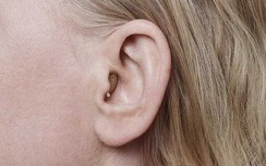 Lịch sử ra đời máy trợ thính: Từ sừng động vật đến thiết bị hiện đại